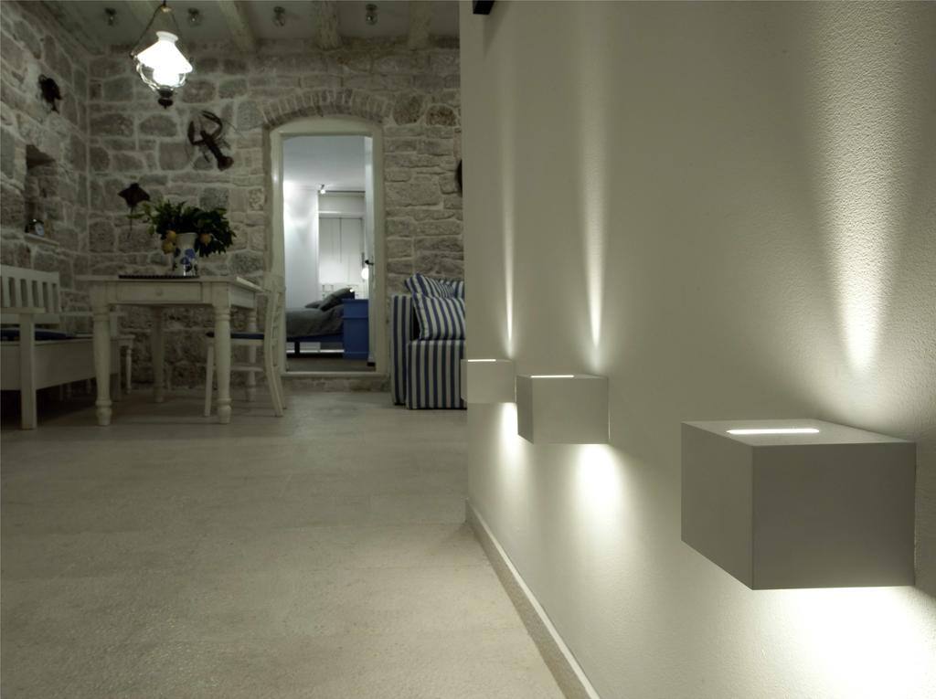 Apartment Whooart Komiža Esterno foto